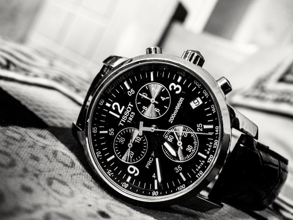 Những lưu ý khi mua đồng hồ Tissot